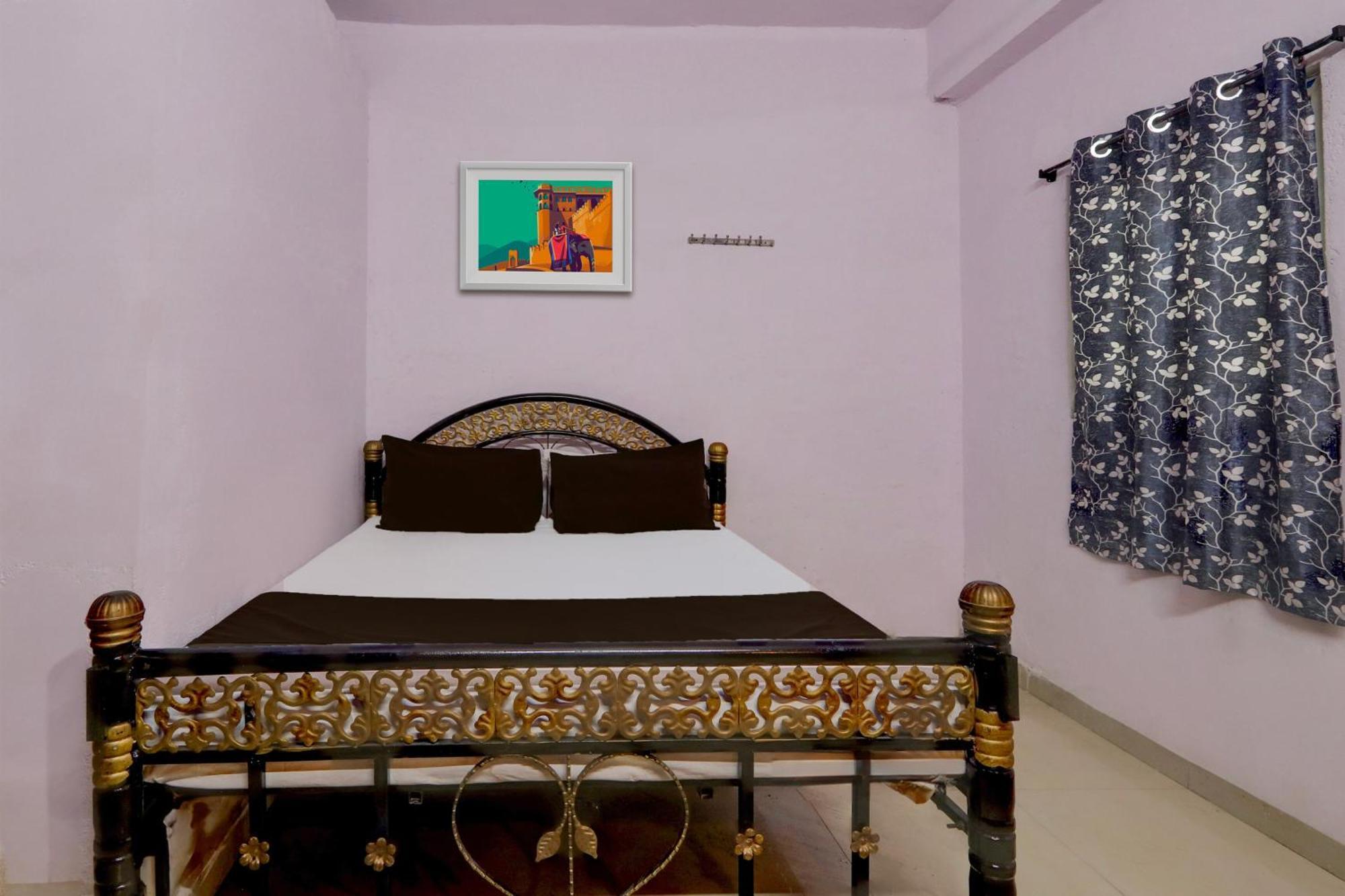 Spot On Hotel Aaraadhya Residency Hyderabad Exterior foto